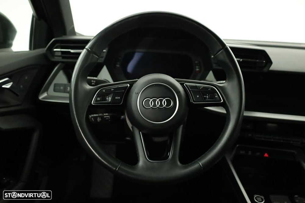 Audi A3 Sportback 45 TFSIe S line — fotografia 20