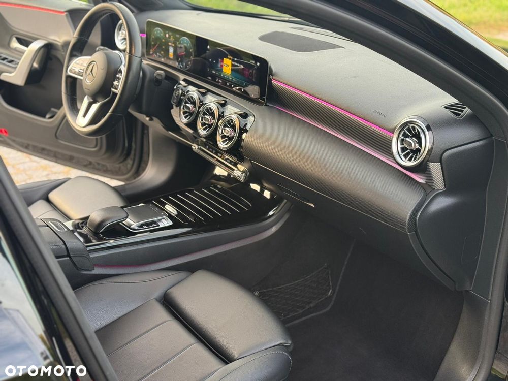 Mercedes-Benz Klasa A 180 7G-DCT Style - 10