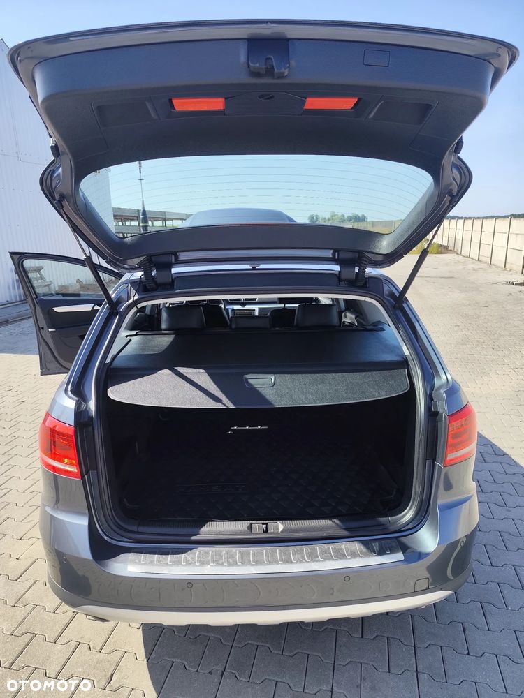 Volkswagen Passat 2.0 TDI 4Mot Highline DSG - 17