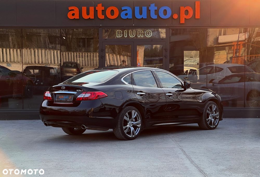 Infiniti M M30d S - 24