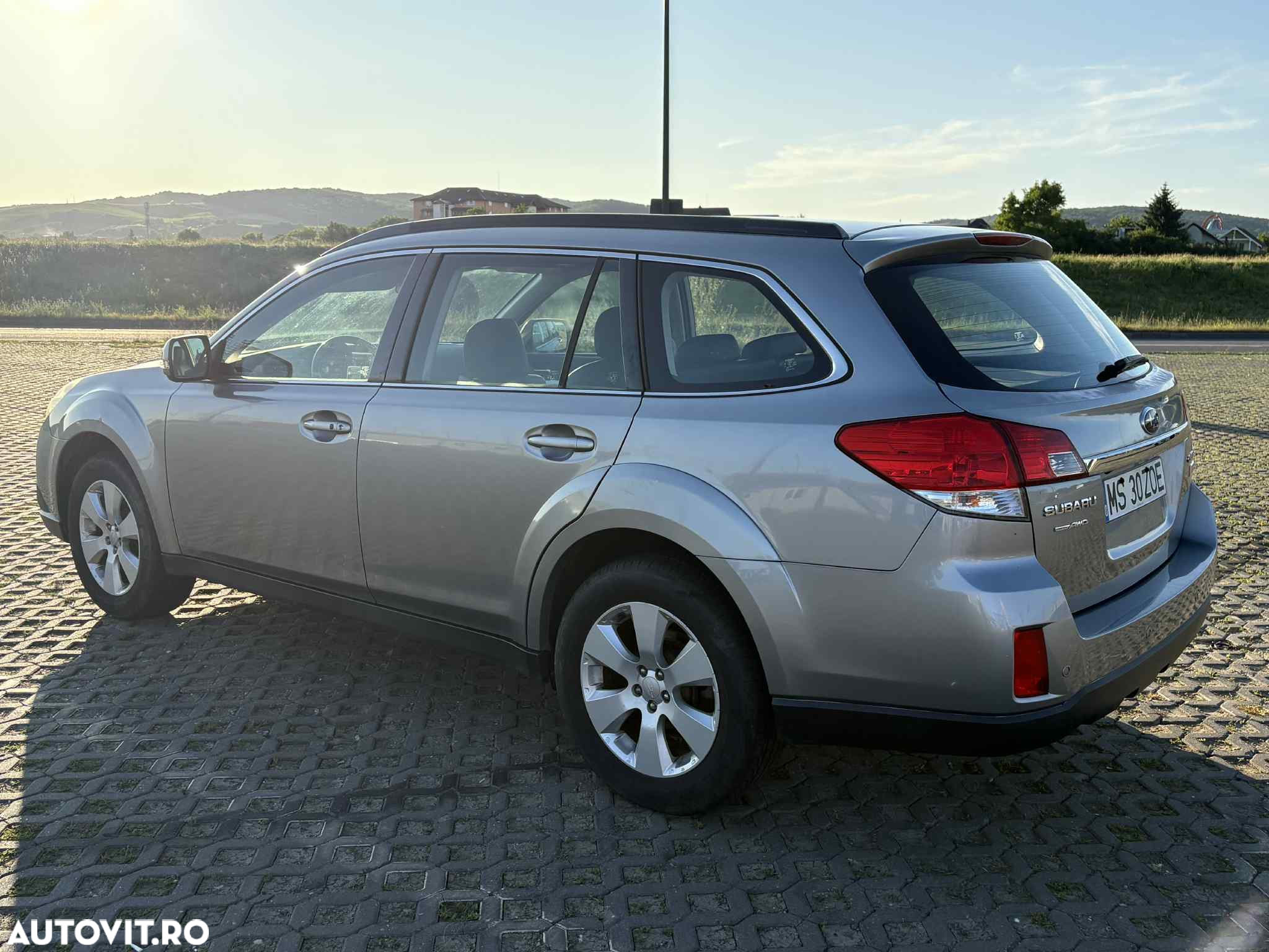 Subaru Outback 2.0D Comfort - 3