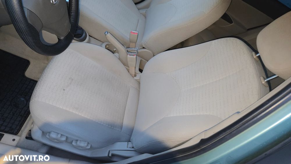 Hyundai Accent MC 1.5 CRDI 4DR GL COMFORT - 7