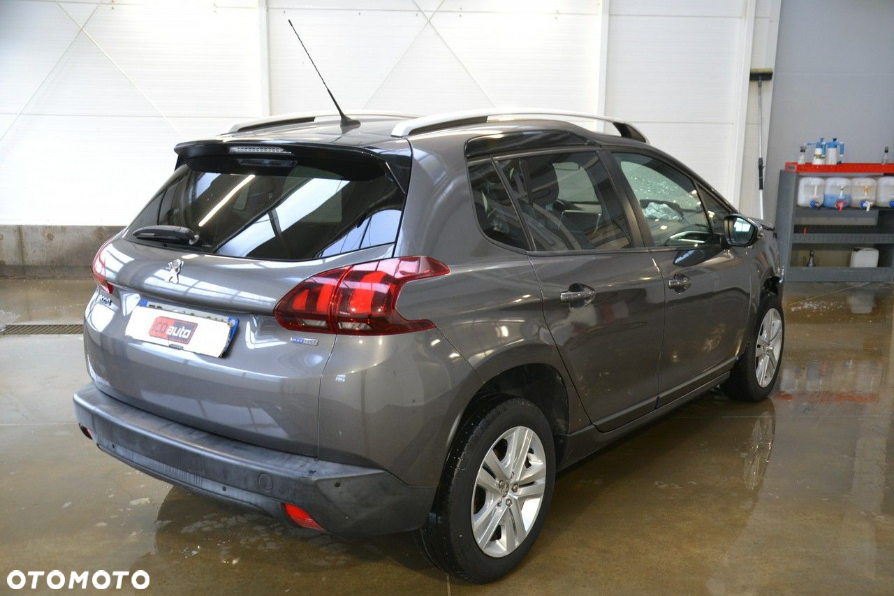 Peugeot 2008 - 7