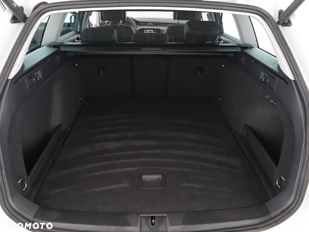 Volkswagen Passat Alltrack 2.0 TDI 4Mot DSG - 22