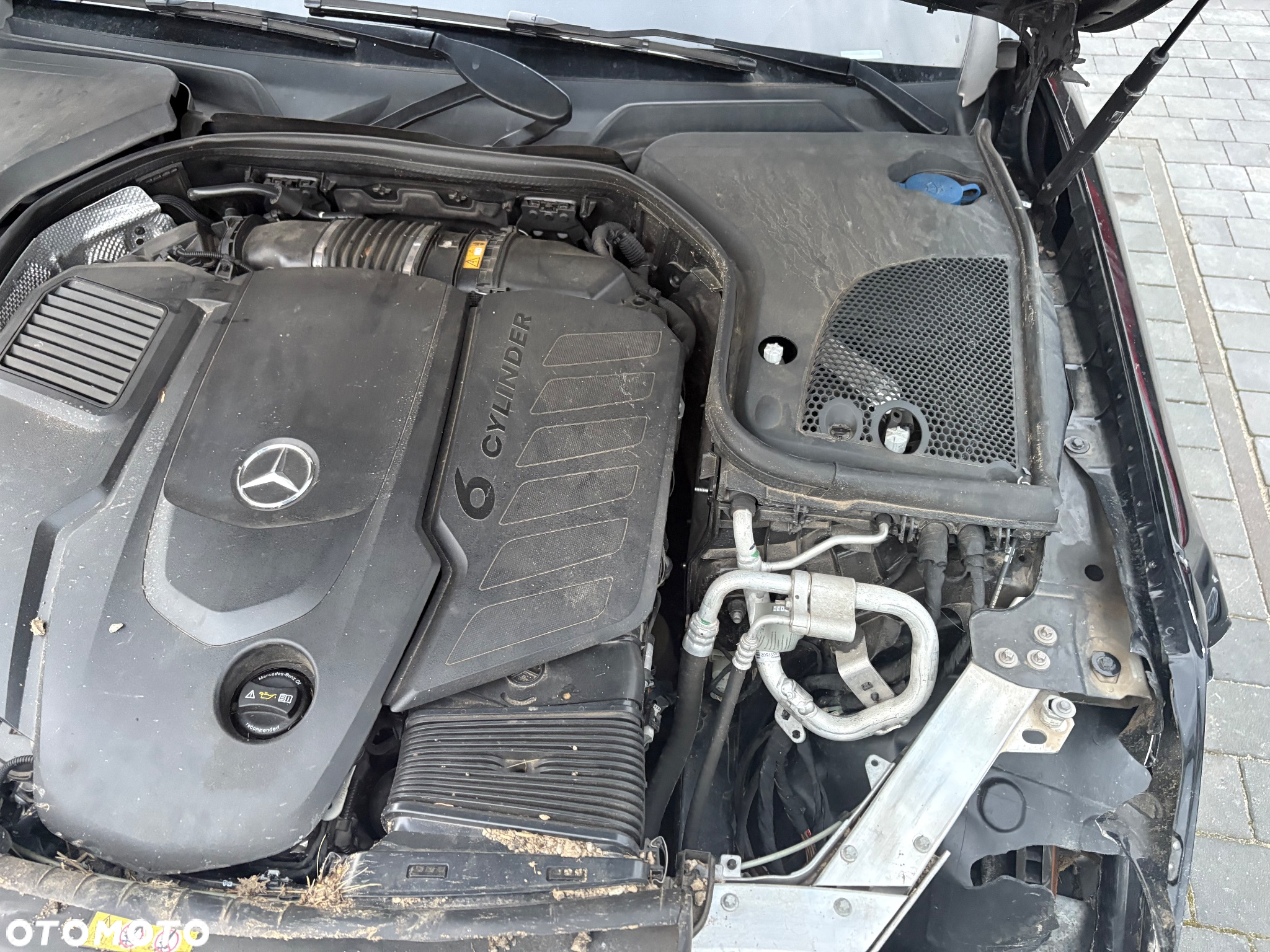 Mercedes-Benz Klasa E 400 d 4Matic T 9G-TRONIC Avantgarde - 34