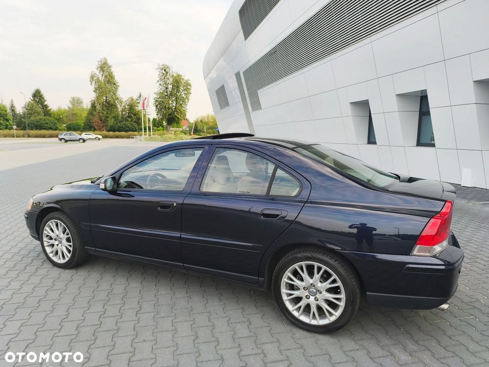 Volvo S60 2.4 Summum - 6