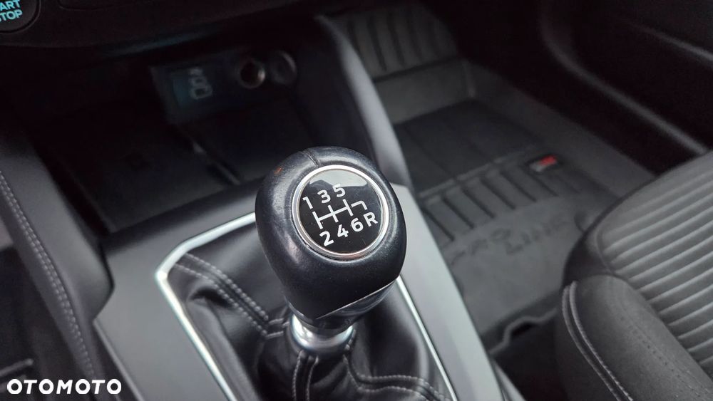 Ford Focus 1.0 EcoBoost Titanium X - 25