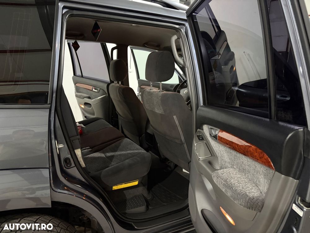 Toyota Land Cruiser 3.0 TD-4D Aut Executive - 9