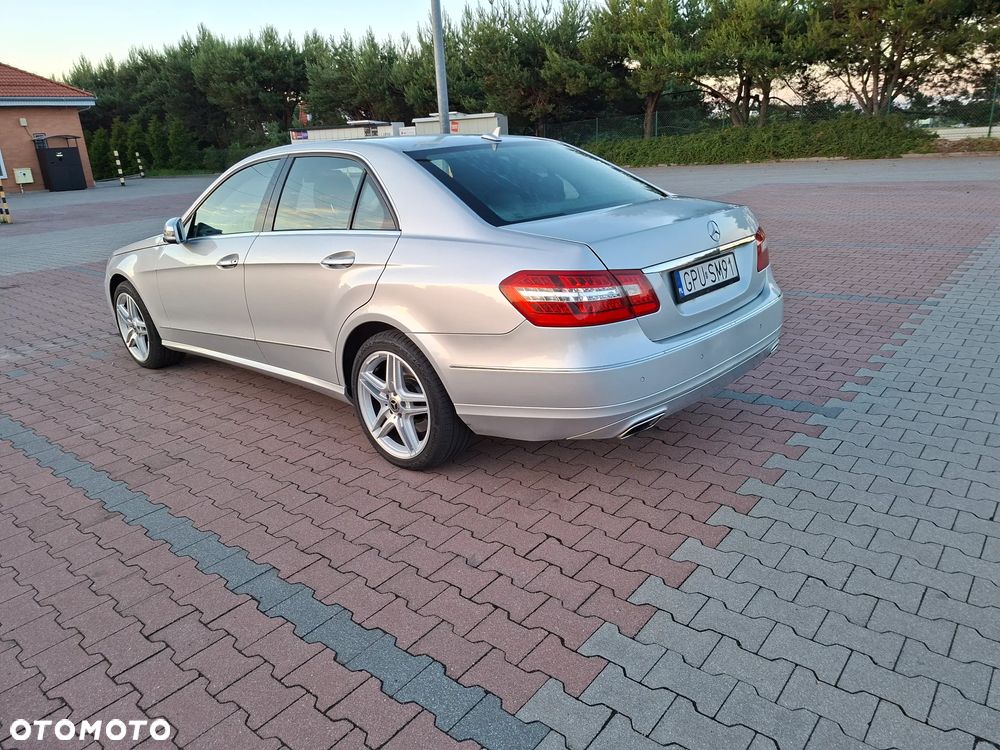Mercedes-Benz Klasa E 500 7G-TRONIC Avantgarde - 7