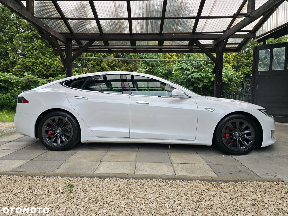 Tesla Model S Dual Motor Allradantrieb - 2