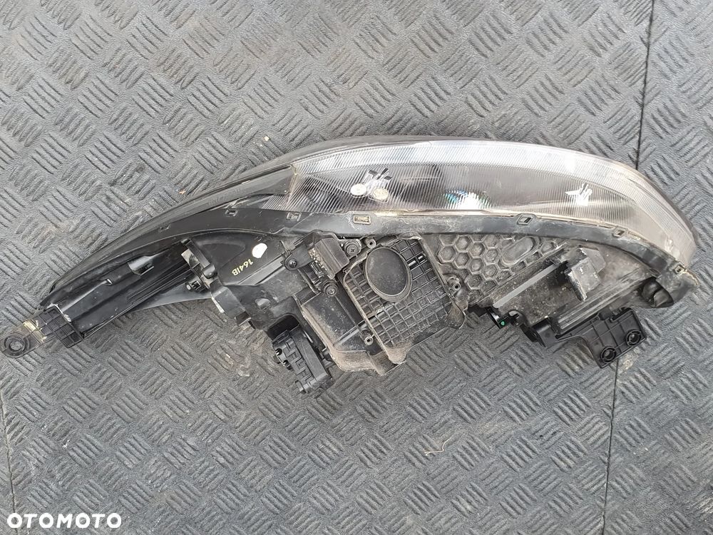 LAMPA REFLEKTOR PRAWY PRZÓD PRZEDNI KIA Sportage IV 92102-F1040 16-21r HOMOLOGACJA E9 - 5