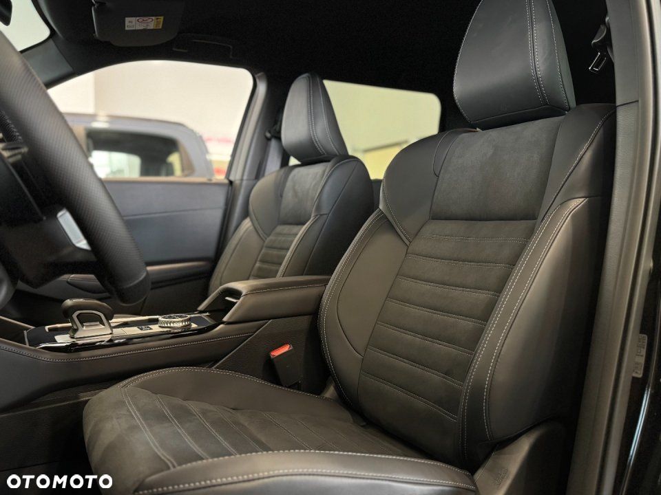 Mitsubishi Outlander - 7