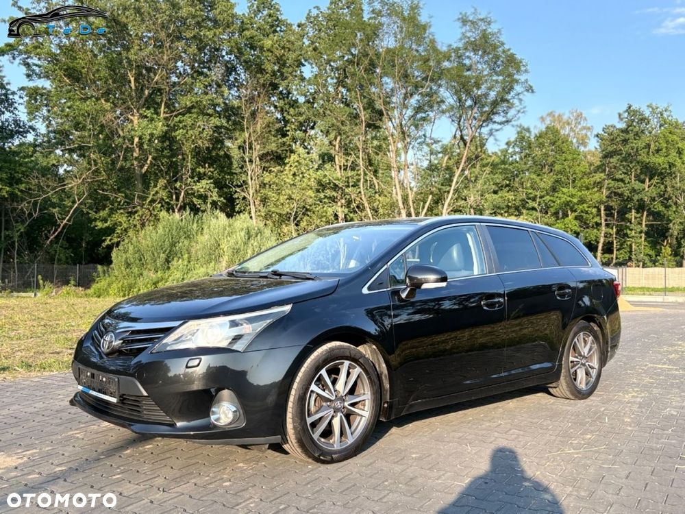 Toyota Avensis Touring Sports 1.8 Executive - 8