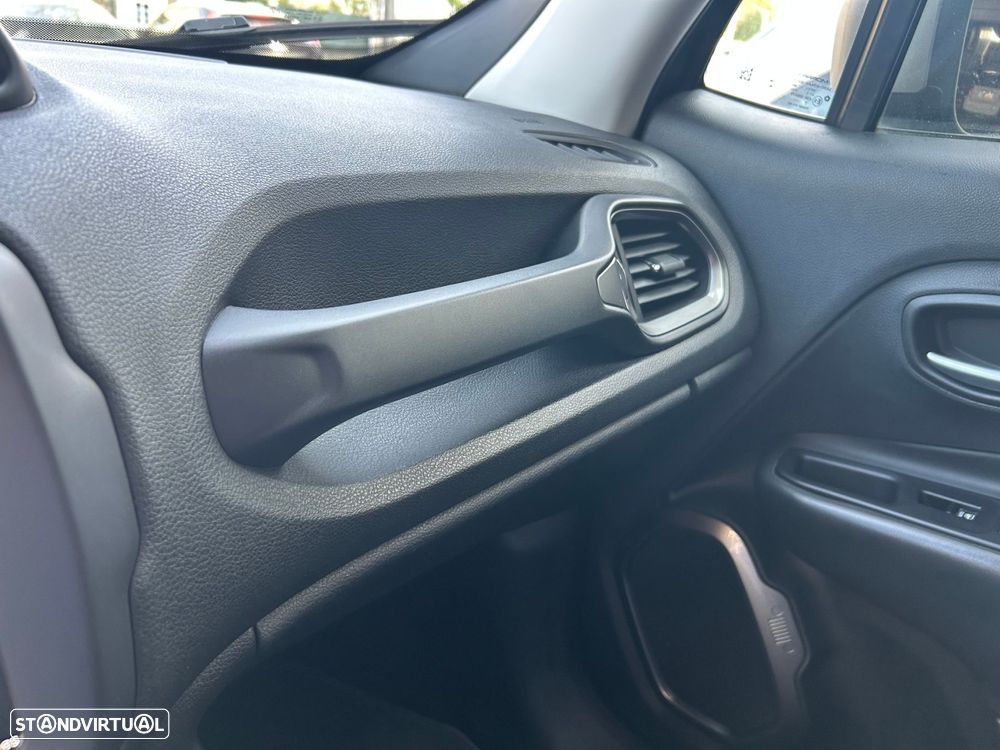 Jeep Renegade 1.0 T Limited - 31