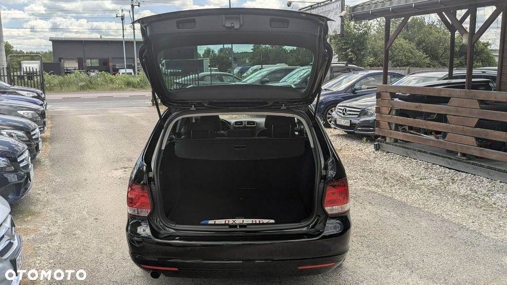Volkswagen Golf - 12