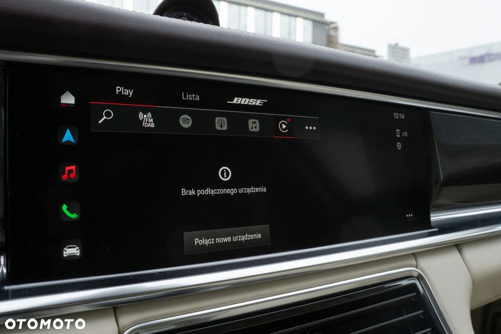 Porsche Panamera 4 Platinum Edition - 35