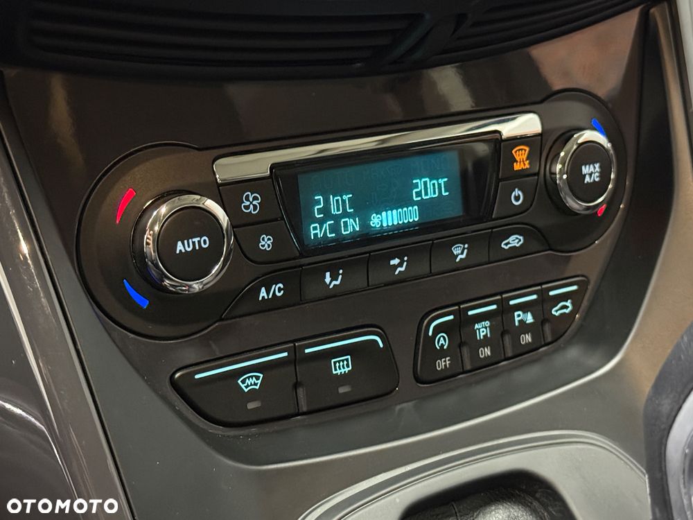 Ford Kuga 2.0 TDCi 4x4 Individual - 30