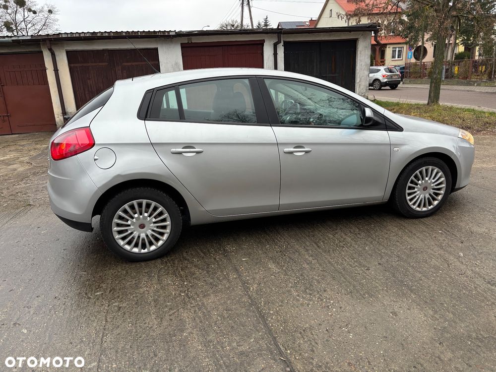 Fiat Bravo 1.4 T-JET 16V Street - 6