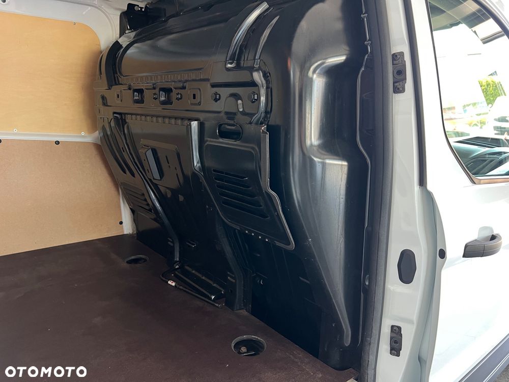 Ford transit connect - 18