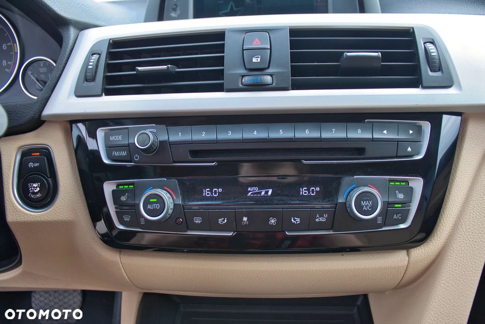 BMW Seria 3 320i xDrive Edition Luxury Line Purity - 28