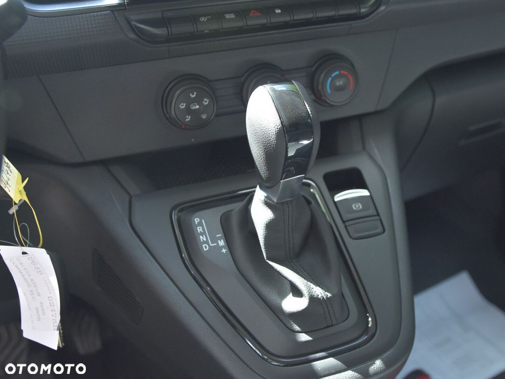 Renault Kangoo Van L2H1 1.5 115KM - 12
