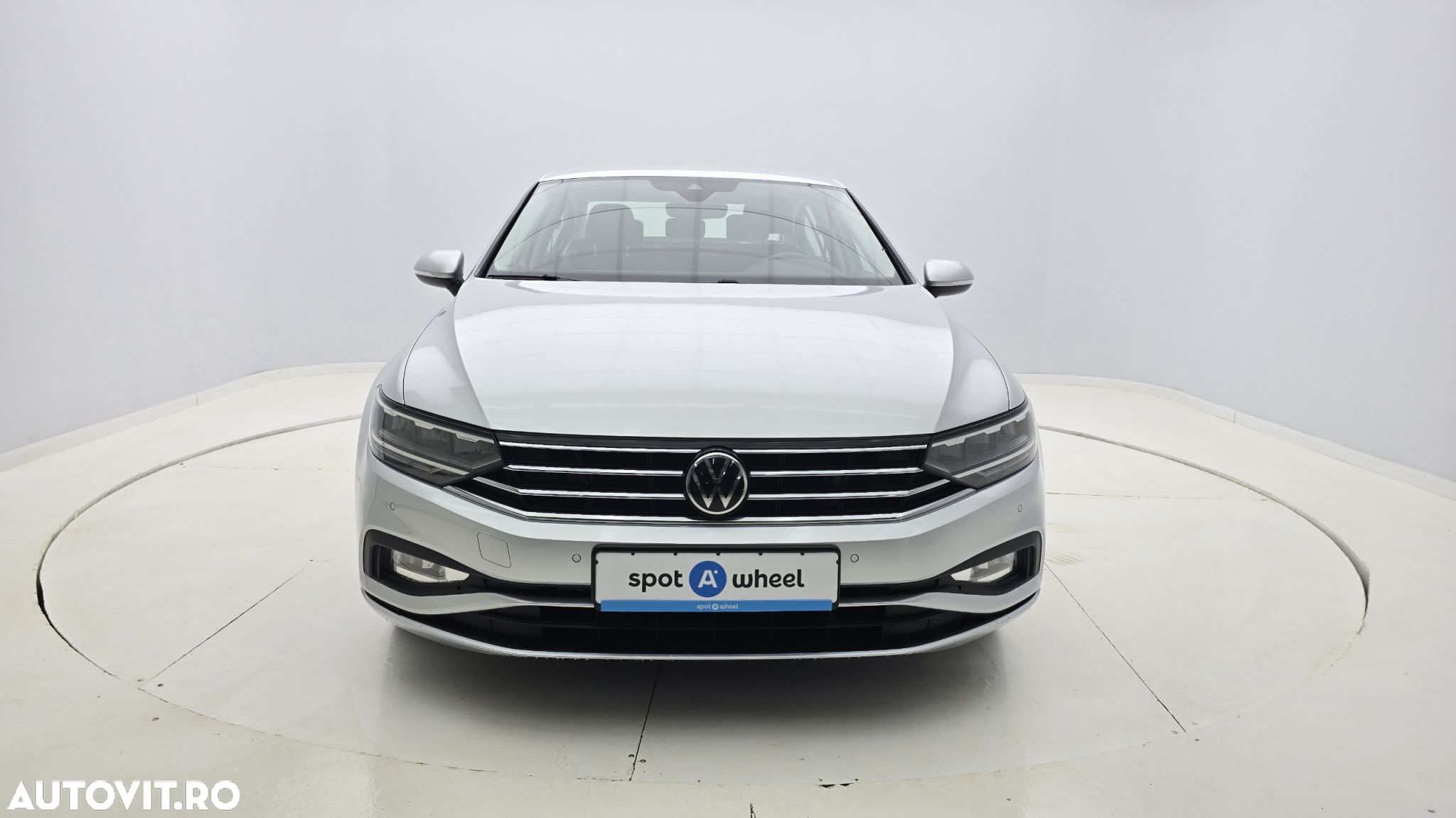 Volkswagen Passat 2.0 TDI DSG Advance - 2