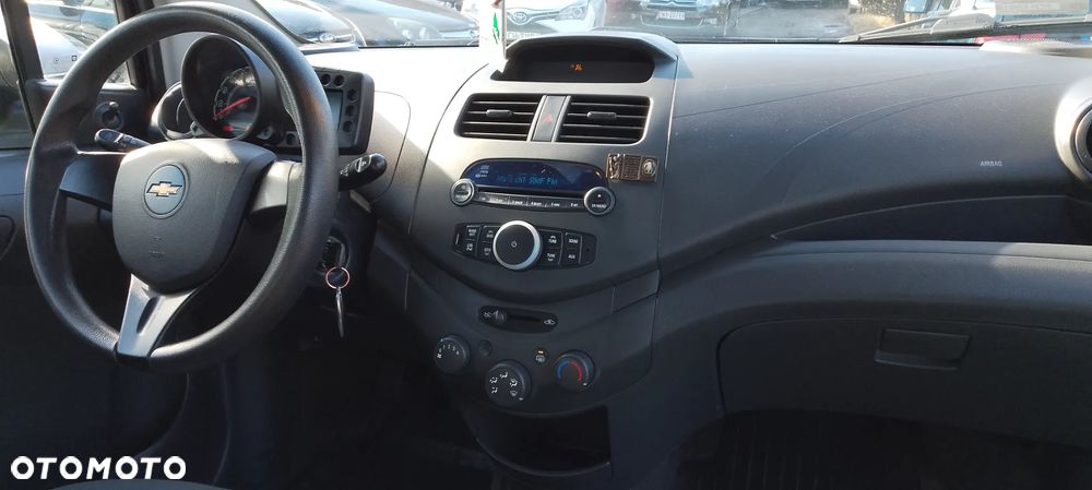 Chevrolet Spark 1.0 LT - 7