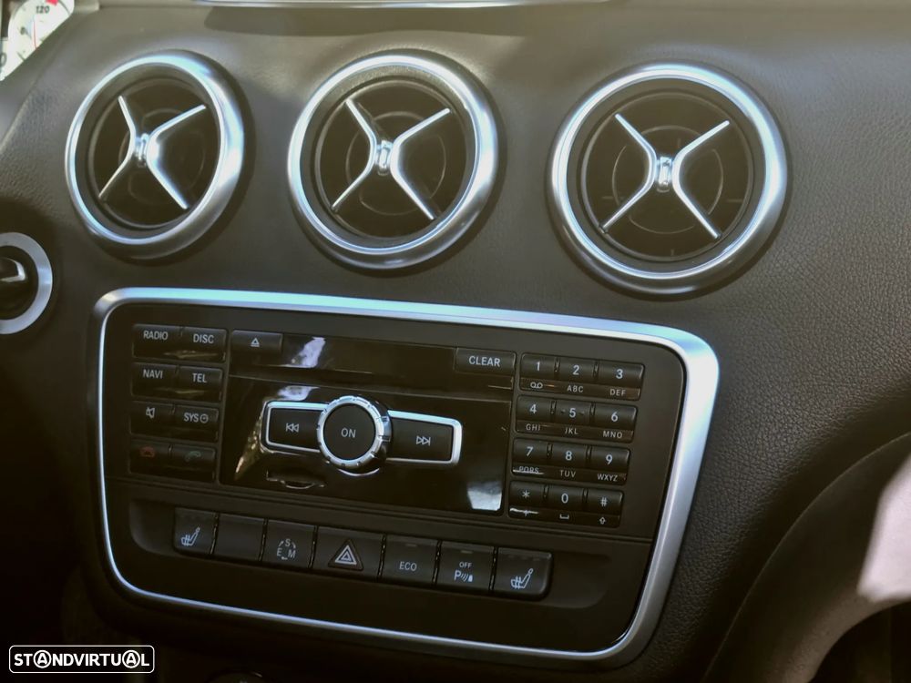 Mercedes-Benz A 200 CDI (BlueEFFICIENCY) 7G-DCT Urban - 16