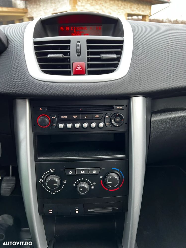 Peugeot 207 1.4 E Premium - 17