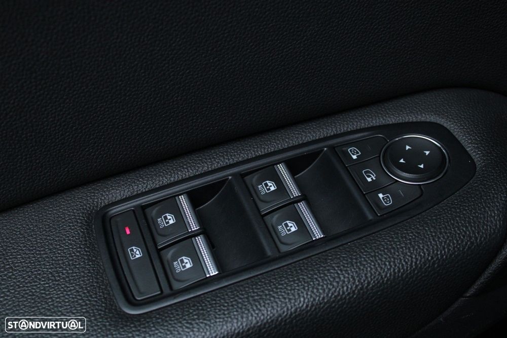 Renault Captur 1.0 TCe Techno Bi-Fuel - 30