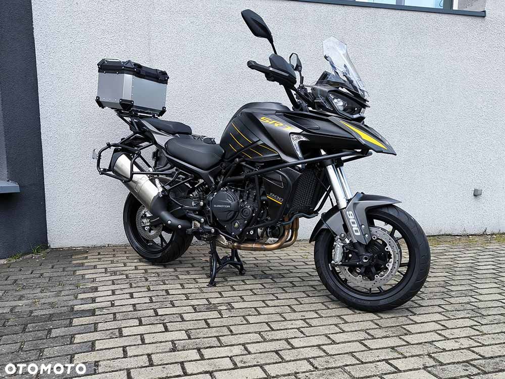 QJMOTOR SRT900S - 15