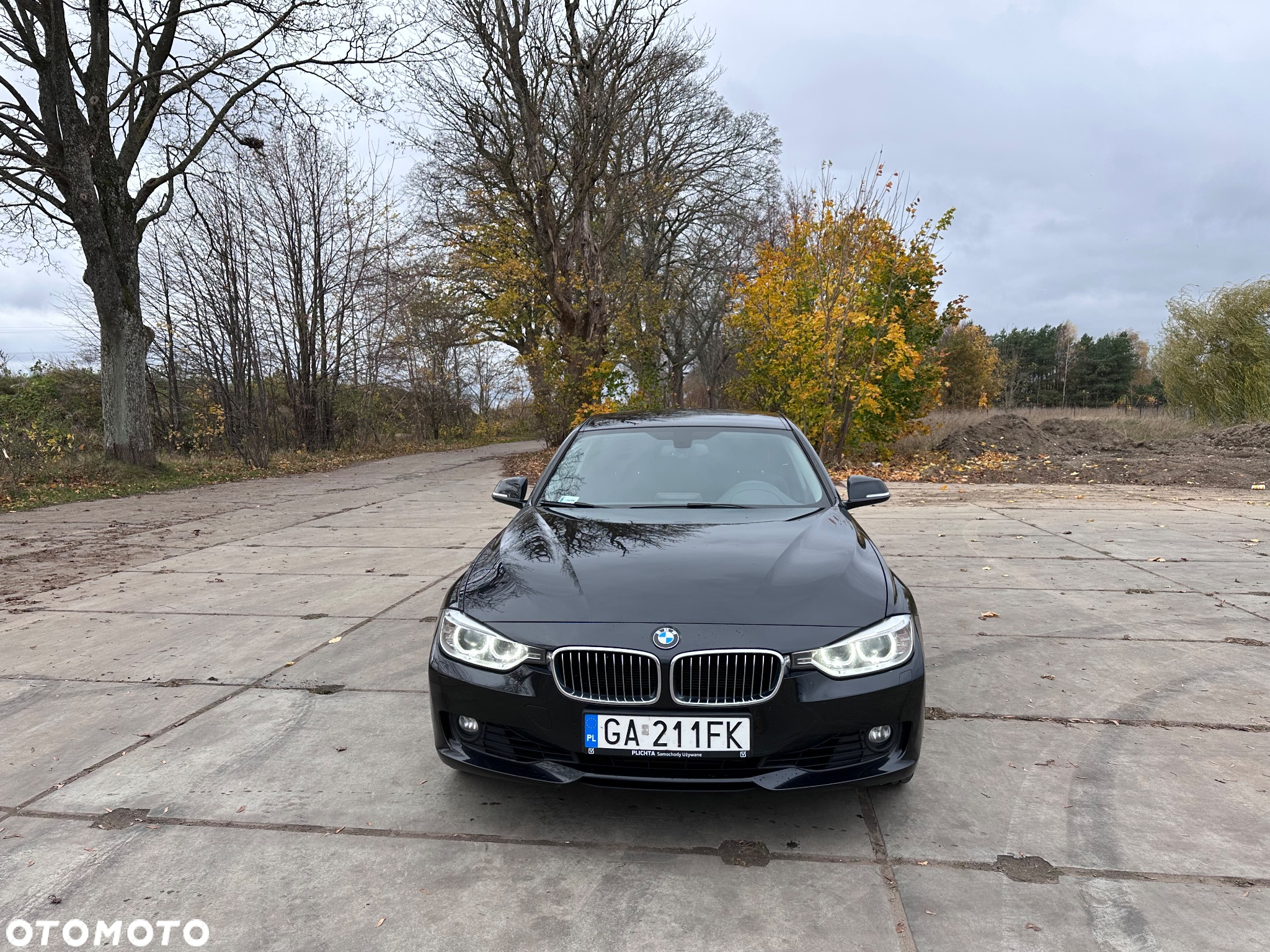 BMW Seria 3 328i - 3
