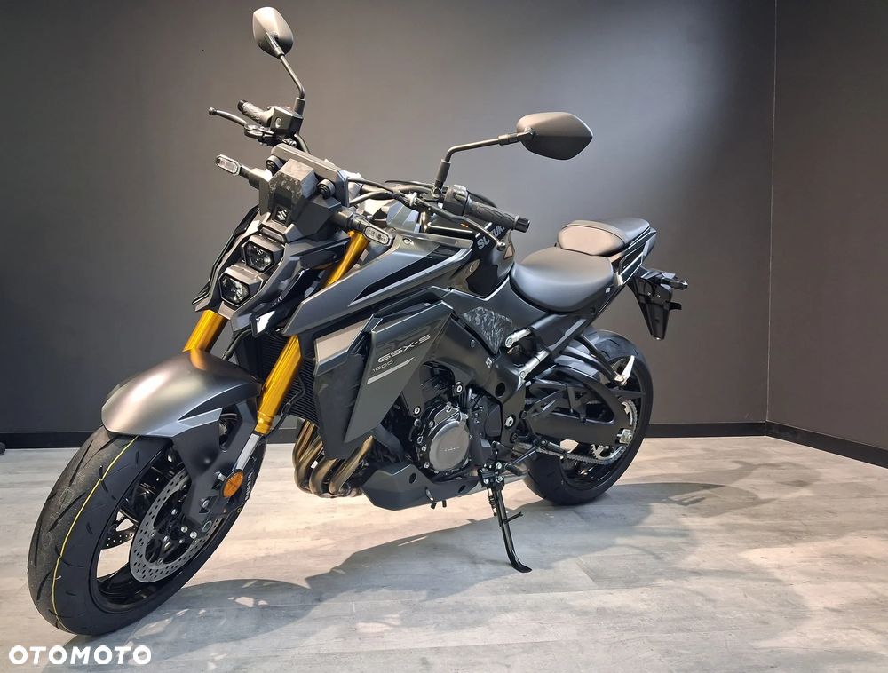 Suzuki GSX - 1