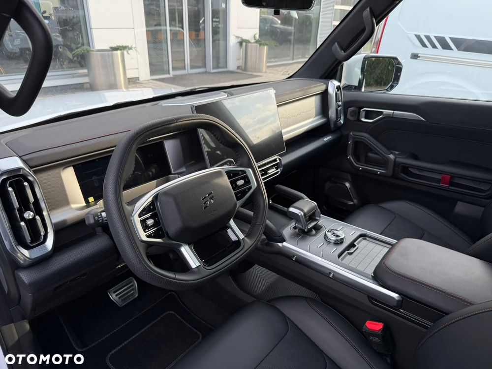 Jetour T2 - 10