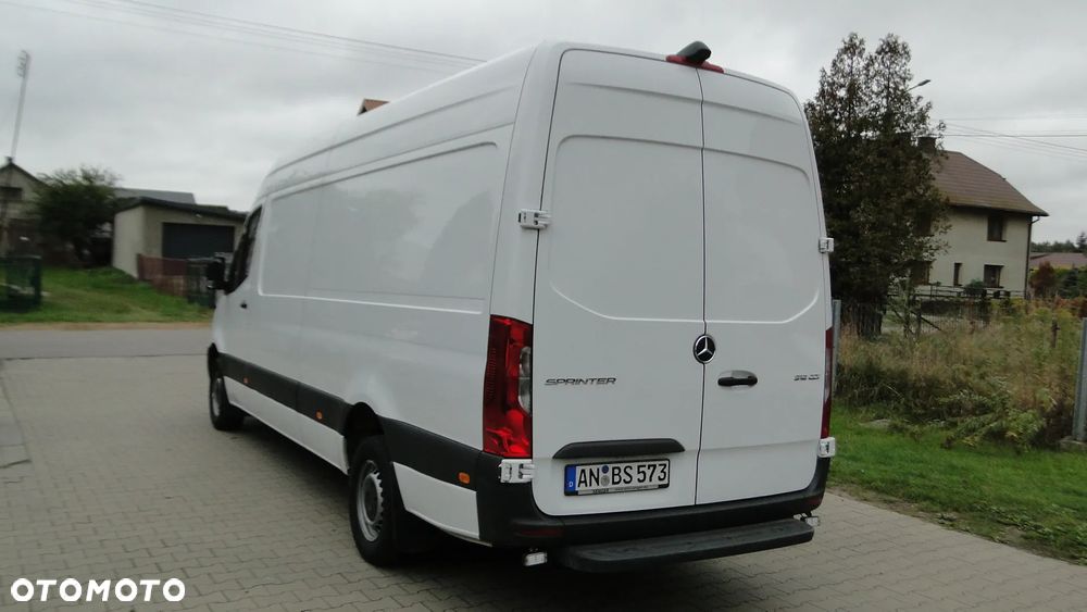 Mercedes-Benz SPRINTER - 7