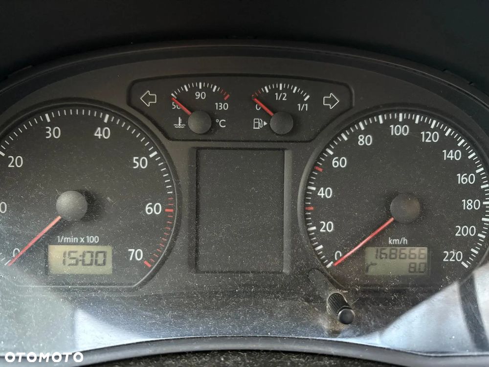 Volkswagen Polo 1.4 16V Trendline - 7