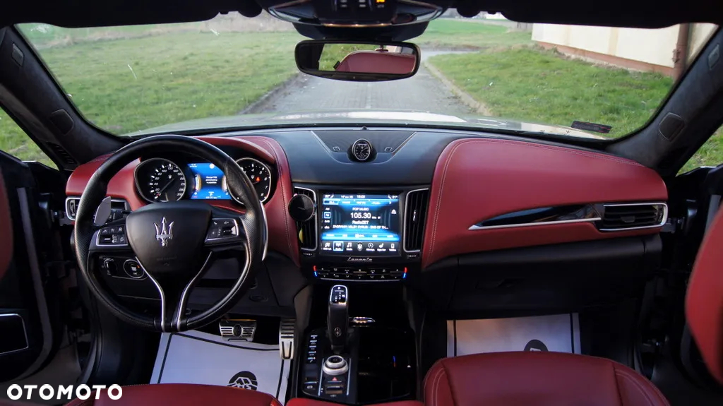 Maserati Levante Granlusso - 37