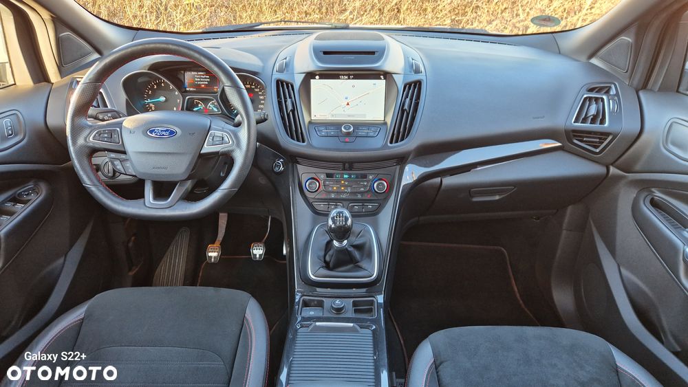 Ford Kuga 1.5 EcoBoost 2x4 ST-Line - 27