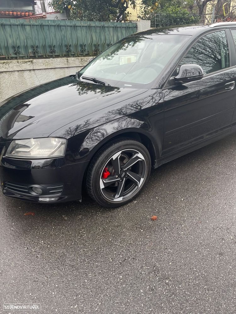 Audi A3 Sportback 1.6 TDI Attraction - 2