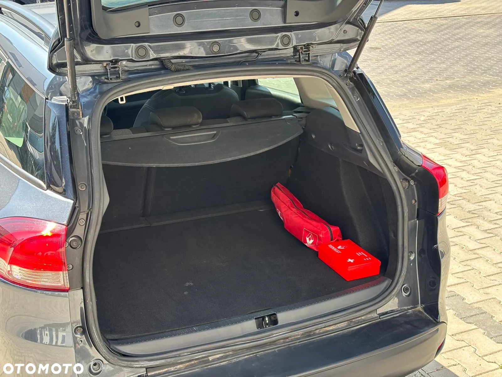 Renault Clio 1.2 16V Alize - 13