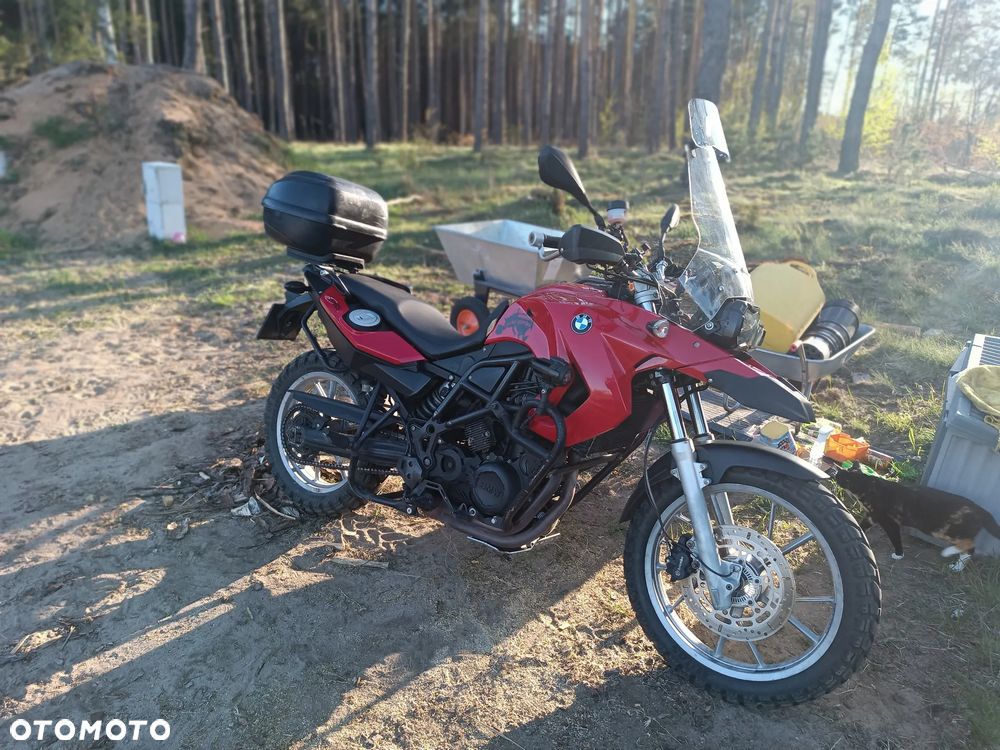 BMW F - 15