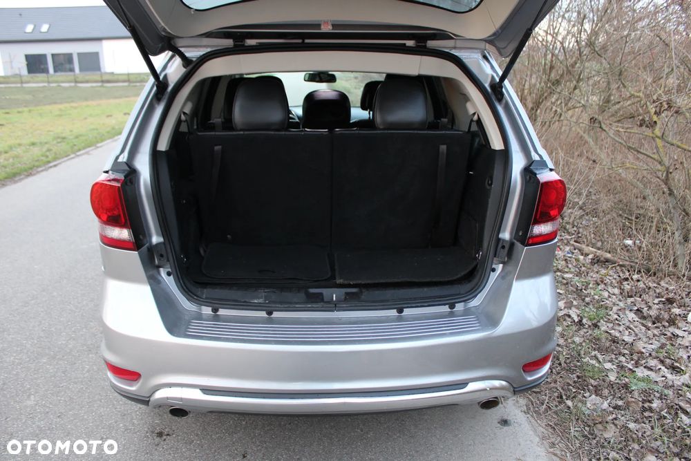 Dodge Journey - 8