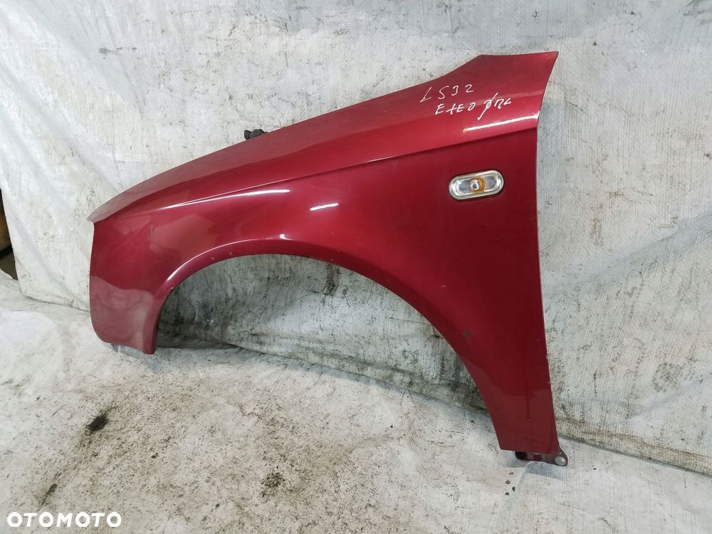 błotnik przód seat exeo kod ls3z - 4