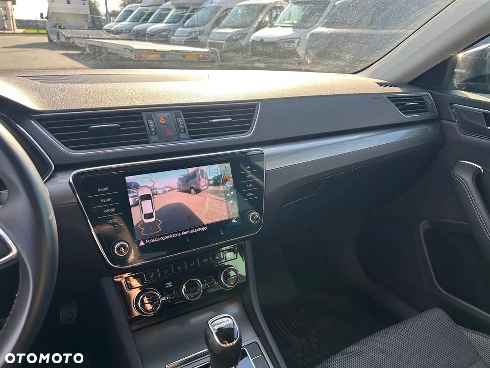 Skoda Superb 2.0 TSI Style DSG - 19