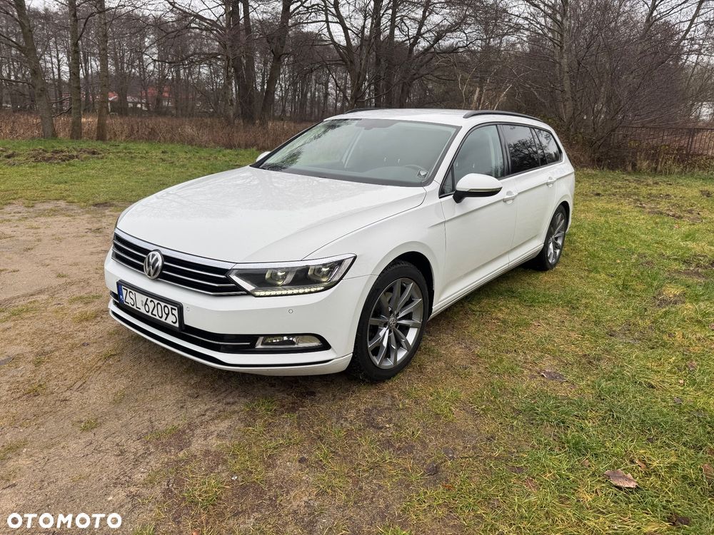 Volkswagen Passat 2.0 TDI (BlueMotion Technology) DSG Comfortline - 11