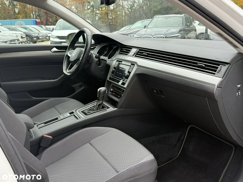 Volkswagen Passat 2.0 TDI EVO Business DSG - 19
