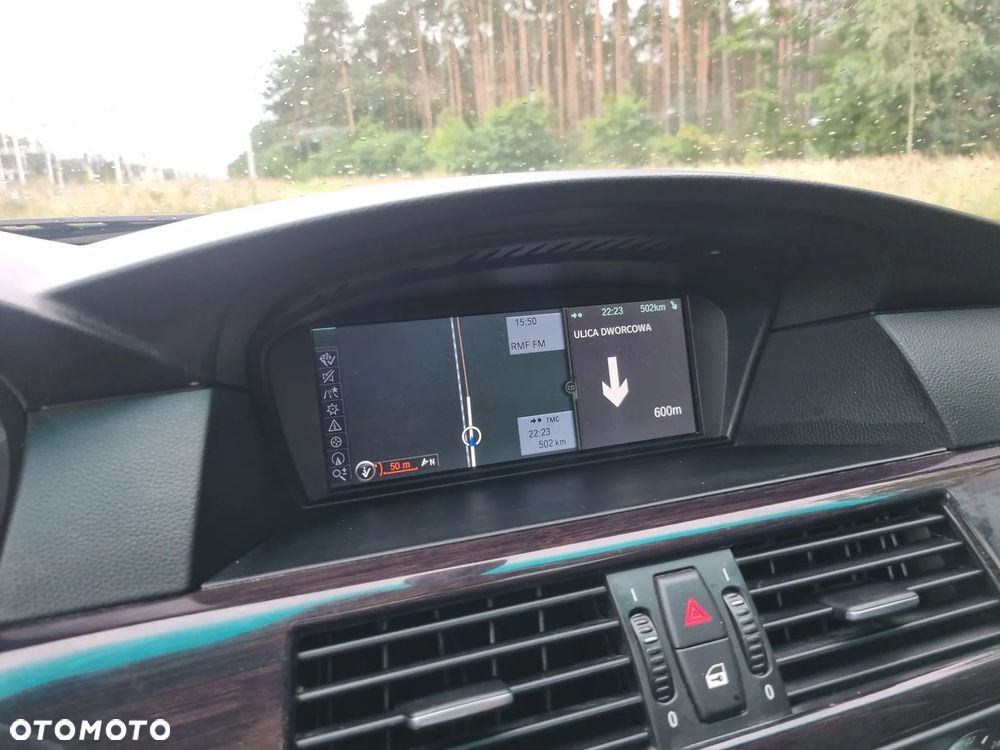 BMW Seria 5 520d Special Edition - 22