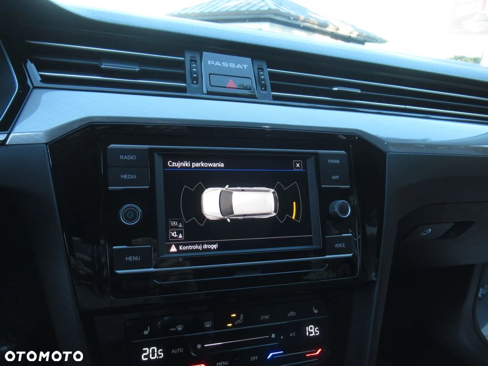 Volkswagen Passat 1.5 TSI EVO Business - 34