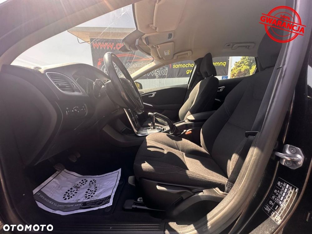 Volvo V40 - 22