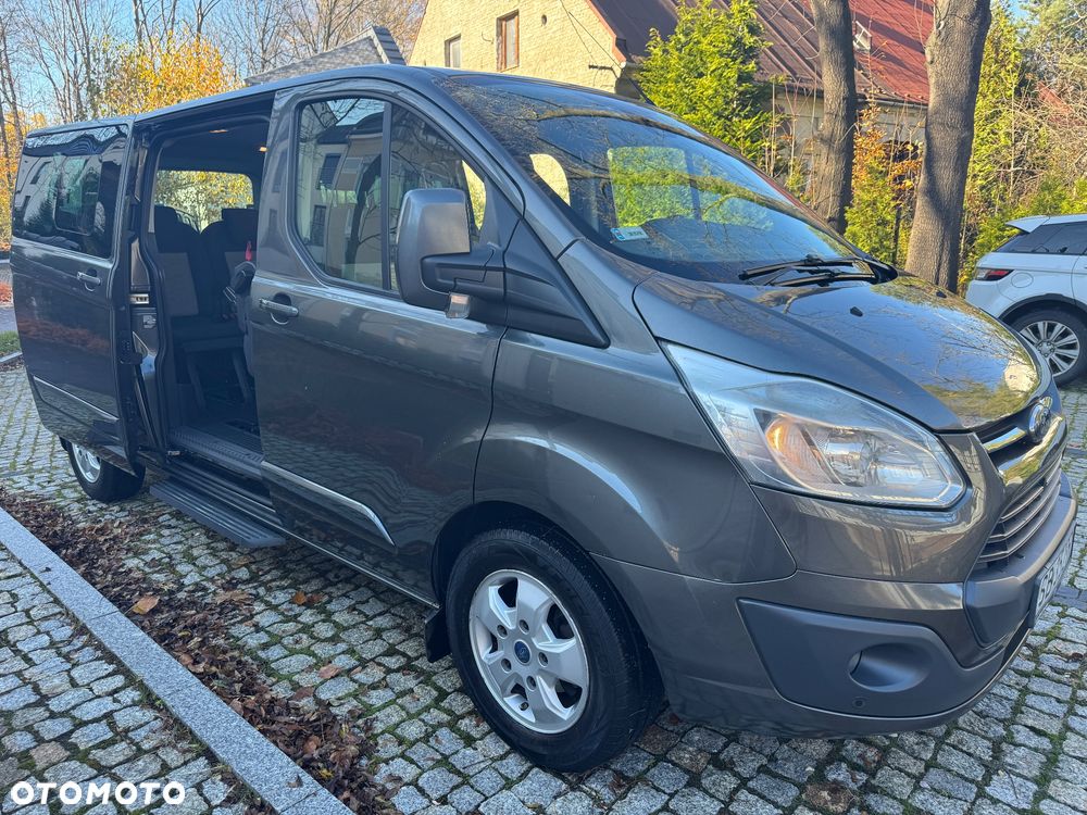 Ford Tourneo Custom - 3